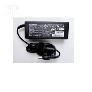 TOSHIBA 19V 3.95
